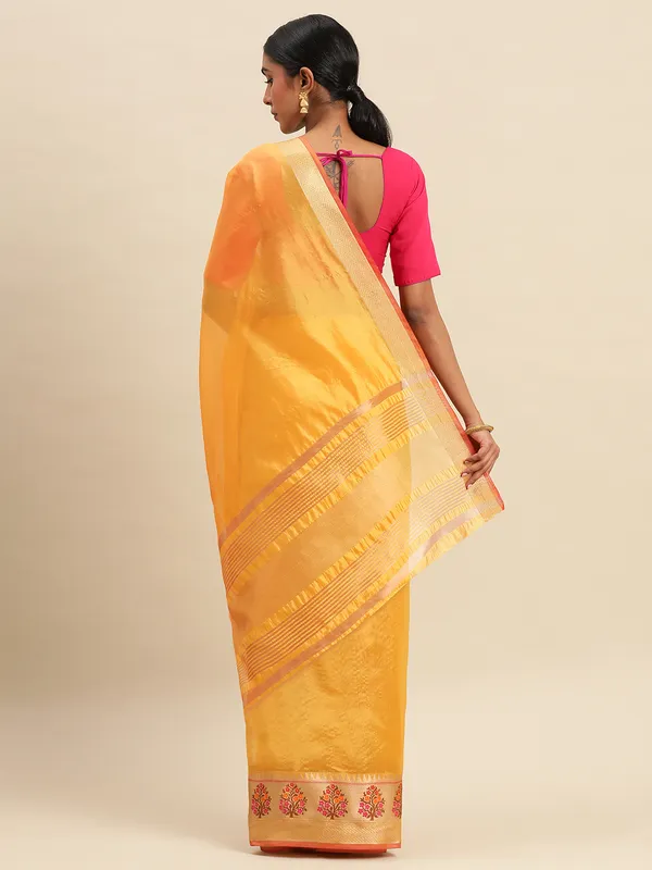 Gold_Shimmer_Silk_Saree