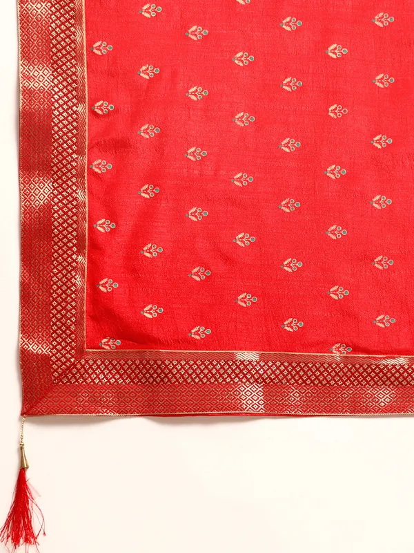 Red_Vichitra_Silk__Saree_Fancy_Border_with_Butti_Print_Beautiful_saree