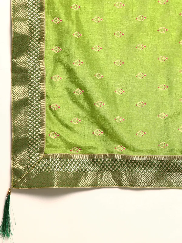 Green_Vichitra_Silk__Saree_Fancy_Border_with_Butti_Print_Beautiful_saree
