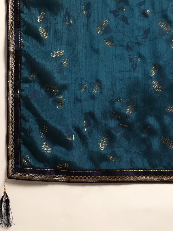 Indian_Women_Blue_Chinon_Silk_Foil_Work
