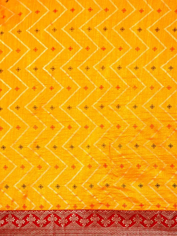 Yellow_Vichitra_Silk__Saree_Double_Foil_Work