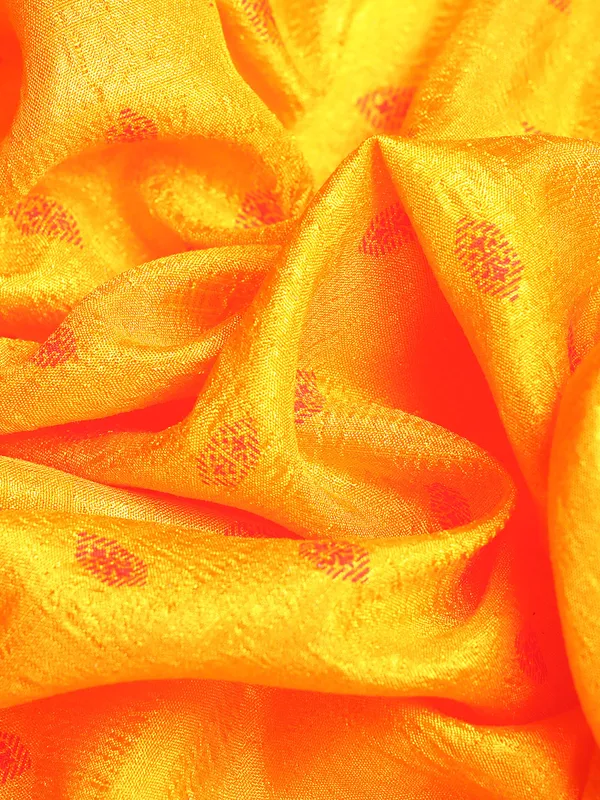 Yellow_Vichitra_Silk__Saree_Fancy_Border_With_Foil_Work_Saree