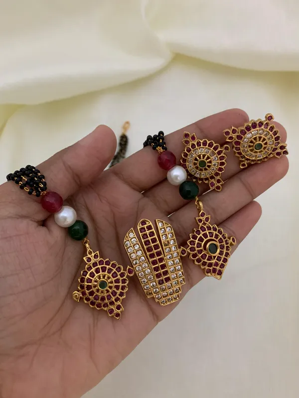 Antique_matte_finish_ad_stone_Mangalsutra