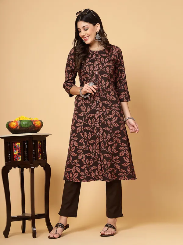 Slenna_Brown_Cotton_Floral_Printed_A-line_Kurta