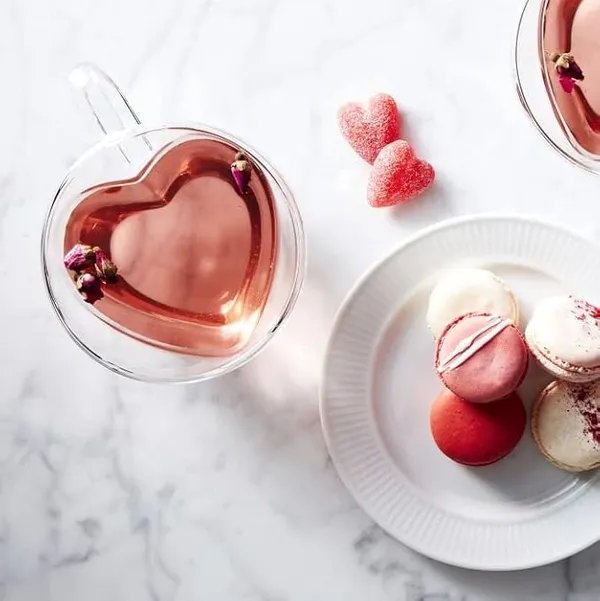 250ml_HEART_Shape_Double_Wall_Glass_Cups,_Insulated_Tea_&_Coffee_Cups,_Hot_&_Cold_Drinks,_Coffee,_Tea,_Milk,_Cappuccino,_Juice,_Microwave_Safe,_Stylish_Espresso_Chocolate_Beverage