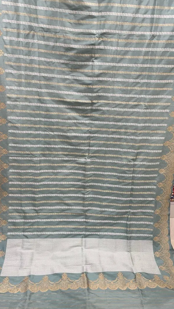 Humairah_Pure__Handloom_Katan_Silk_Grey_Kadhwa_Gold_&_Silver_Zari_Strip_with_Kadhwa_Zari_Border_and_Grey_Blouse_PURESILK_26_AB