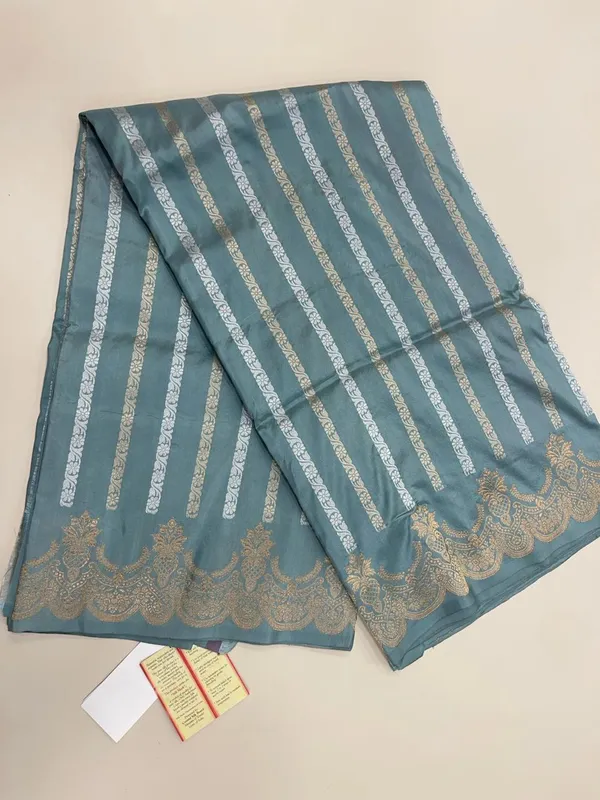 Humairah_Pure__Handloom_Katan_Silk_Grey_Kadhwa_Gold_&_Silver_Zari_Strip_with_Kadhwa_Zari_Border_and_Grey_Blouse_PURESILK_26_AB