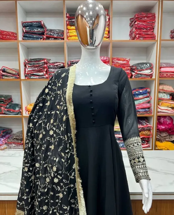 FOXDX_Black_Women_Kurta_Pant_Dupatta_Set
