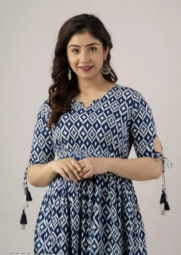 Women_Classic_Blue_Printed_Long_Kurti