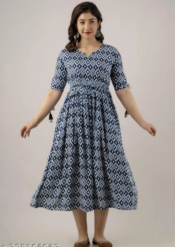 Women_Classic_Blue_Printed_Long_Kurti