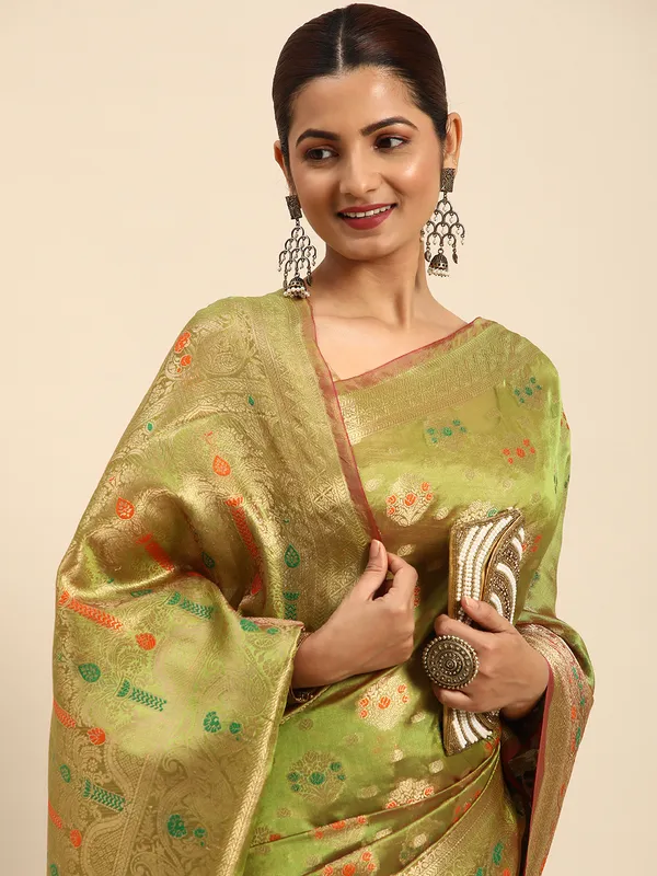 Indian_Women_Mehendi_Organza_Silk_Land_Woven_Design_Zari_Pure_Cotton_Fusion_Saree