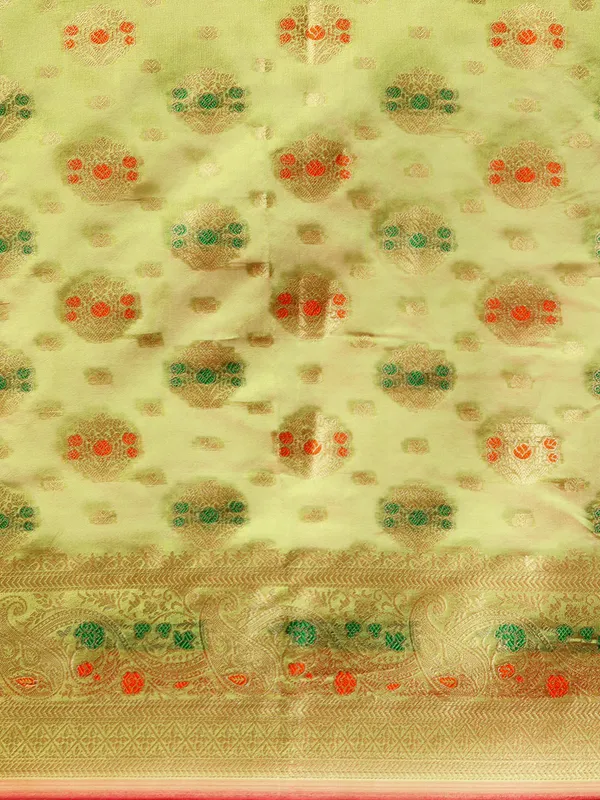 Indian_Women_Mehendi_Organza_Silk_Land_Woven_Design_Zari_Pure_Cotton_Fusion_Saree