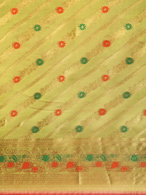 Indian_Women_Mehendi_Organza_Silk_Land_Woven_Design_Zari_Pure_Cotton_Fusion_Saree