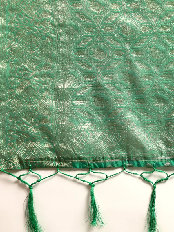 Indian_Women_Green_Organza_Silk_Land_Woven_Design_Zari_Pure_Cotton_Fusion_Saree