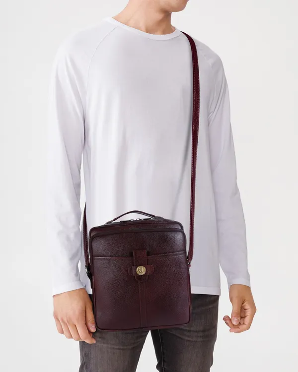 100%_pure_genuine_leather_stylish_11_inches_sling_cross_body_travel_office_tablet_bag_for_men_and_women,_brown