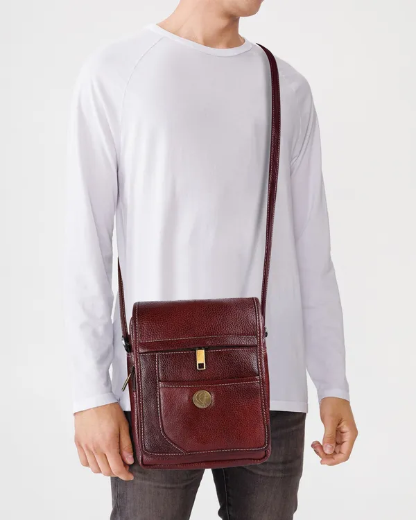 9-Inch_Brown_Leather_Crossbody_Sling_Bag_–_Perfect_for_Travel_&_Everyday_Use