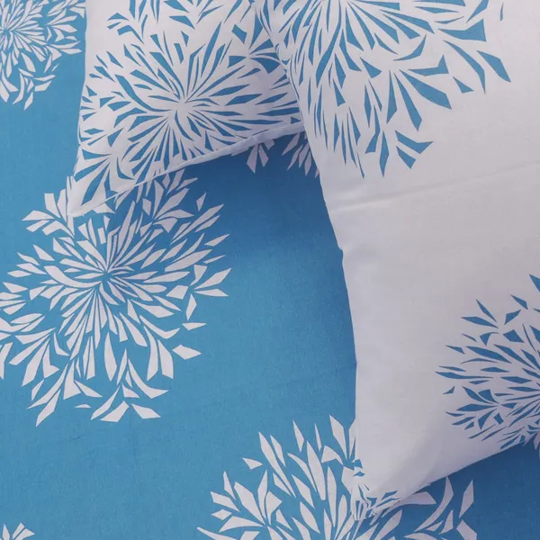144_TC_Geometric_Cotton_Bedsheet_for_Queen_Size_Bed_Cotton_with_2_Pillow_Covers_-_Blue_and_White