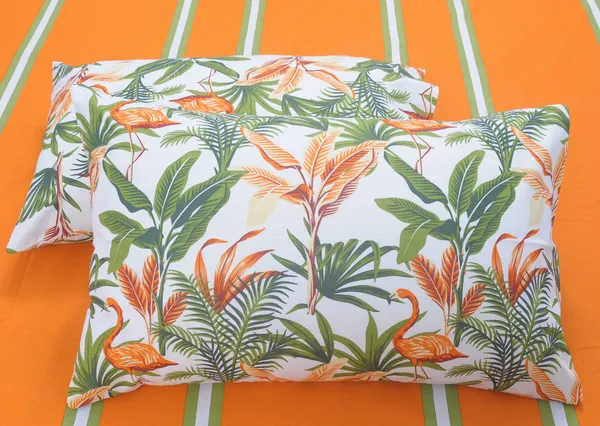 144_TC_Stripes_King_Size_Bedsheet_Cotton_with_2_Pillow_Covers_|_108_x_108_inches_|_Orange_&_Green