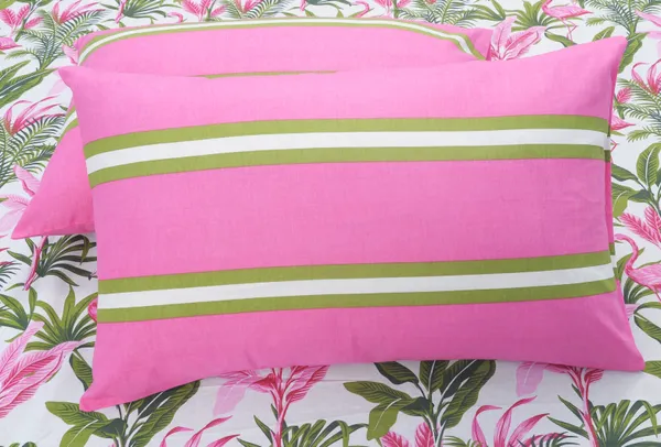 144_TC_Double_Bedsheet_Cotton_with_2_Pillow_Covers_-_Pink,_Green_&_White