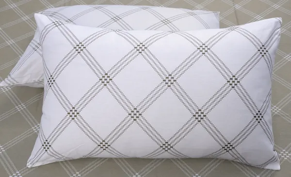 210_TC_Geometric_King_Size_Bedsheet_Cotton_with_2_Pillow_Covers_|_108_x_108_inches_|_Brandon_Beige_&_White__-_Thread_Count_210