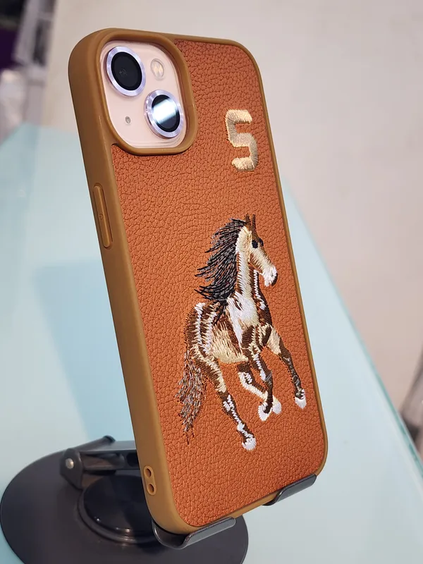 Iphone-15(6.1)_Brown_Santa_Barbara_Polo_&_Racquet_Club_Boris_Series_Leather_Case