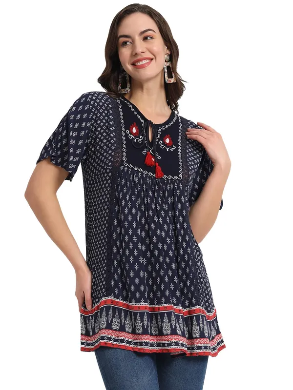 Blue_Women_Flare_Casual_Regular_Western_Top