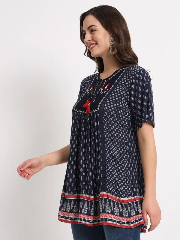 Blue_Women_Flare_Casual_Regular_Western_Top