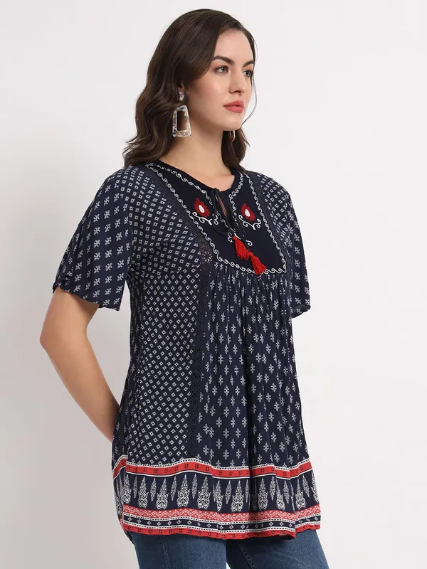 Blue_Women_Flare_Casual_Regular_Western_Top