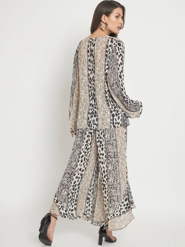 Black_&_White_Floral_with_Cheetah_Print_Tunic_Kurta_with_Pajama_Pant_Set_For_Women