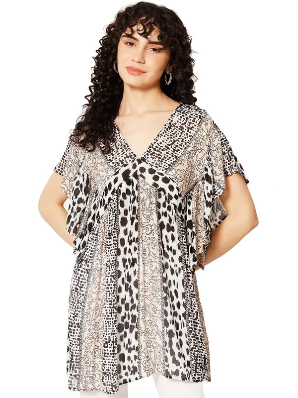 Black_Floral_Printed_Tunic_V_Neck_Half_Sleeve_Summer_Fit_And_Flare_Casual_Stylish_Top_For_Women