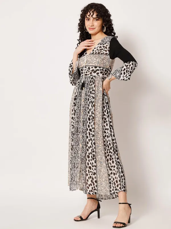 Black&White_Women_Long_Dress_Floral_Beachwear_Summer_Dress_Knee_Length_Regular_Wear