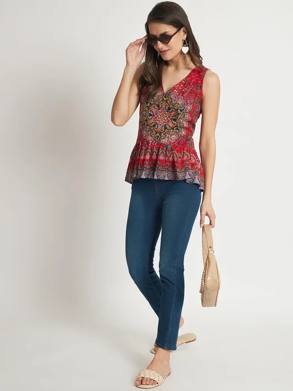 Red_Floral_Boho_Printed_Short_Sleeveless_Top_For_Women