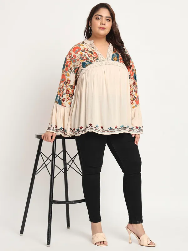 Beige_Plus_Size_Stylish_Floral_Print_with_Embroidery_V_Neck_Longline_Top_For_Women_|_Tunic_Fit_And_Flare_Casual