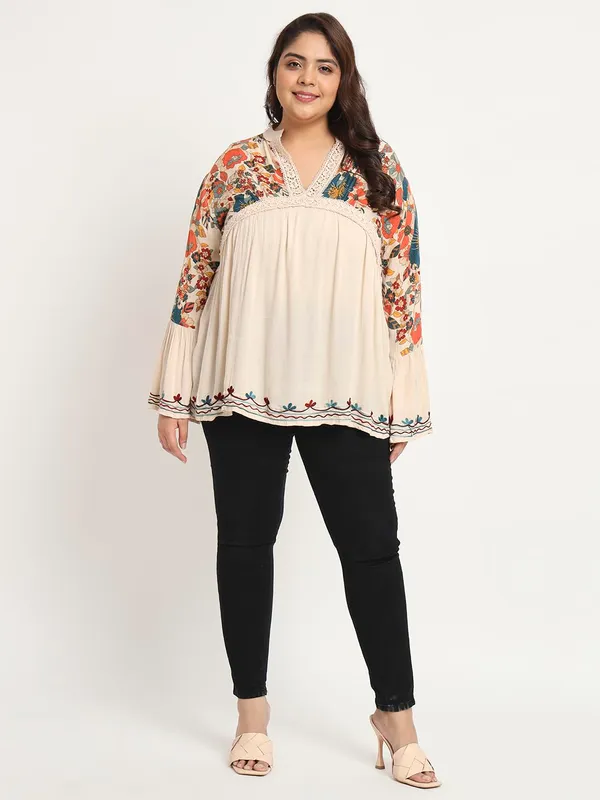 Beige_Plus_Size_Stylish_Floral_Print_with_Embroidery_V_Neck_Longline_Top_For_Women_|_Tunic_Fit_And_Flare_Casual