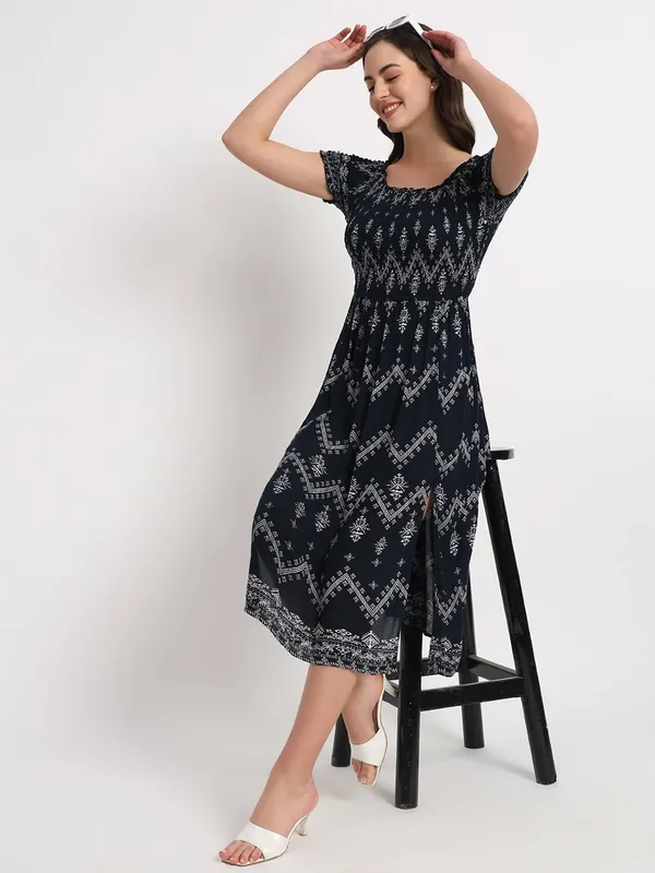 Blue_Blue_Women_Knee_Length_Dress_Short_Stylish_Beachwear_Casual_Summer_Dress