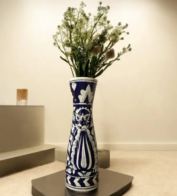 Handcrafted_Blue_and_White_Ceramic_Vase