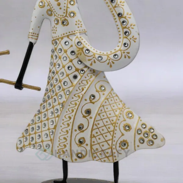 Handicrafy_Metal_White_Finish_Dandiya_Gujrati_Couple_Garba_Sculpture_Set_Of_Two