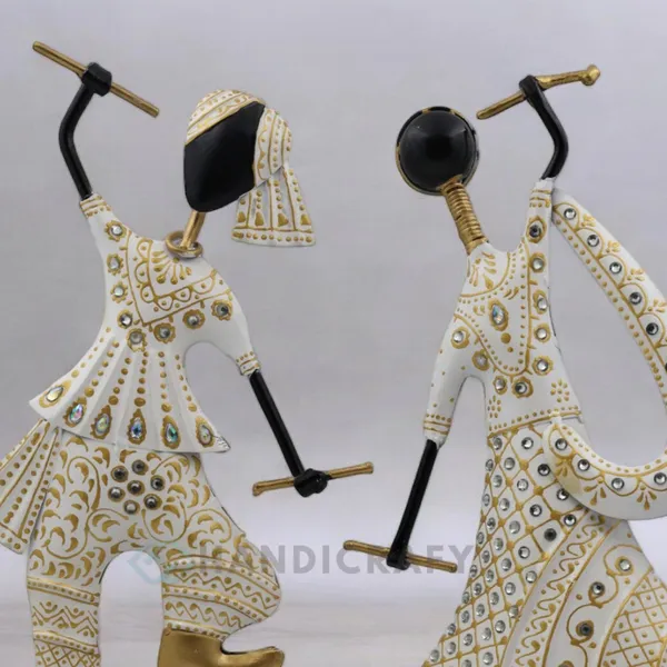 Handicrafy_Metal_White_Finish_Dandiya_Gujrati_Couple_Garba_Sculpture_Set_Of_Two