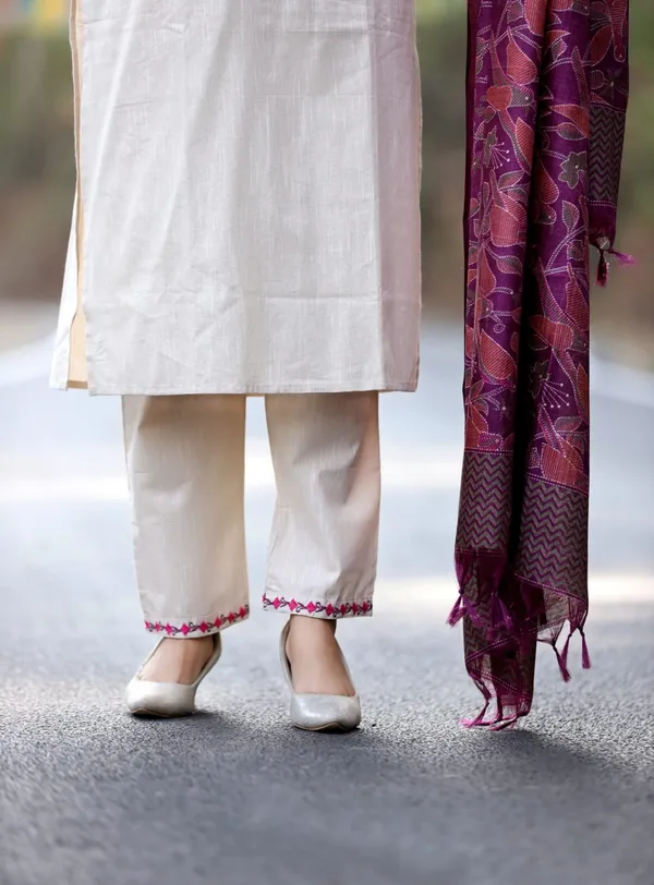 Handloom_South_Cotton_Kurta_With_Pant_&_Khadi_Silk_Dupatta_Set