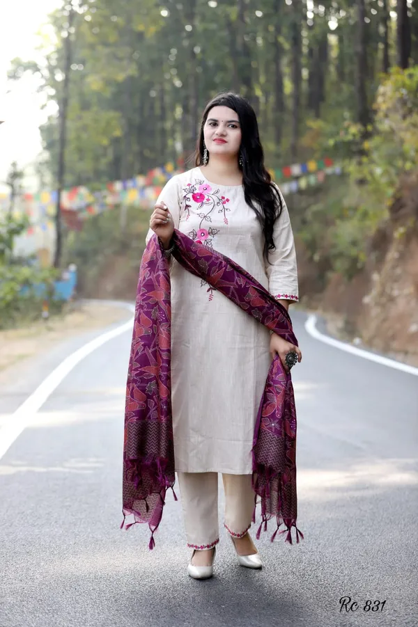 Handloom_South_Cotton_Kurta_With_Pant_&_Khadi_Silk_Dupatta_Set