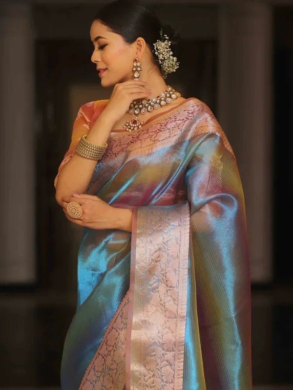 Handwoven_Banarasi__Tissue_Silk_Saree_in_Two_Toned_Shaded_Designer_Wedding_Saree