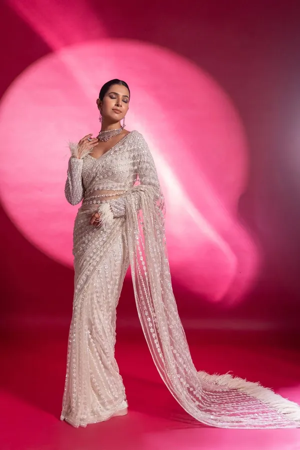 Hot_Looking_trending_Glamorous_Designer_Net_Saree