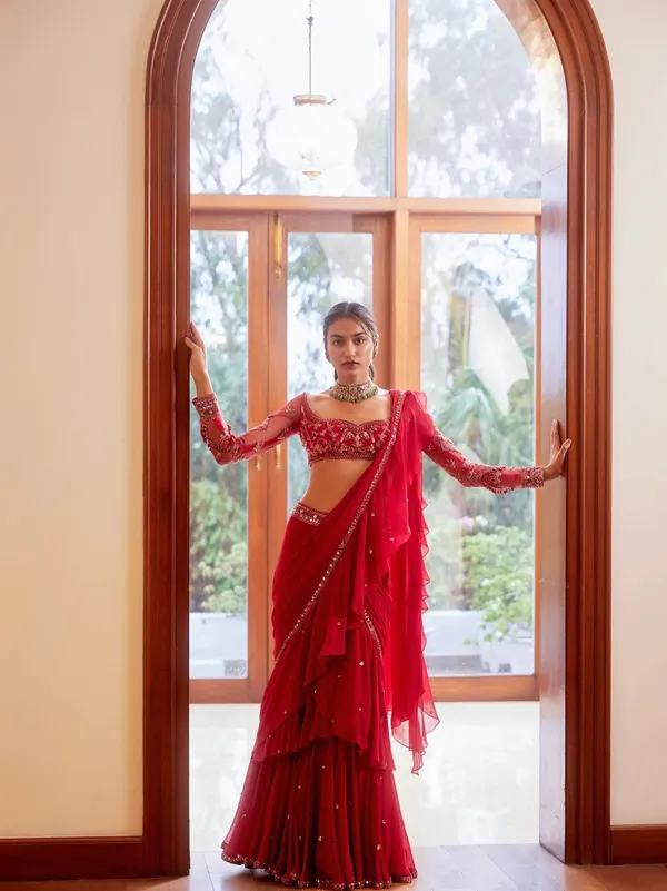 Hot_and_Elegent_Red_Georgette_Lehenga_Saree