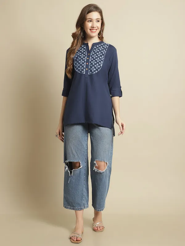 Blue_Cotton_Embroidered_Short_Kurti