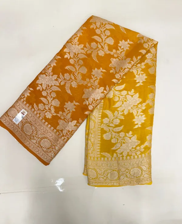 Humairah_Presents_Pure_Handloom_Gold_Contrast_Chiffon_Alfi_Gold_Zari_Jaal_and_Banarasi_Zari_Border_Saree_with_Gold_Blouse