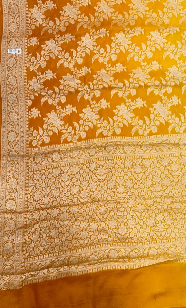 Humairah_Presents_Pure_Handloom_Gold_Contrast_Chiffon_Alfi_Gold_Zari_Jaal_and_Banarasi_Zari_Border_Saree_with_Gold_Blouse