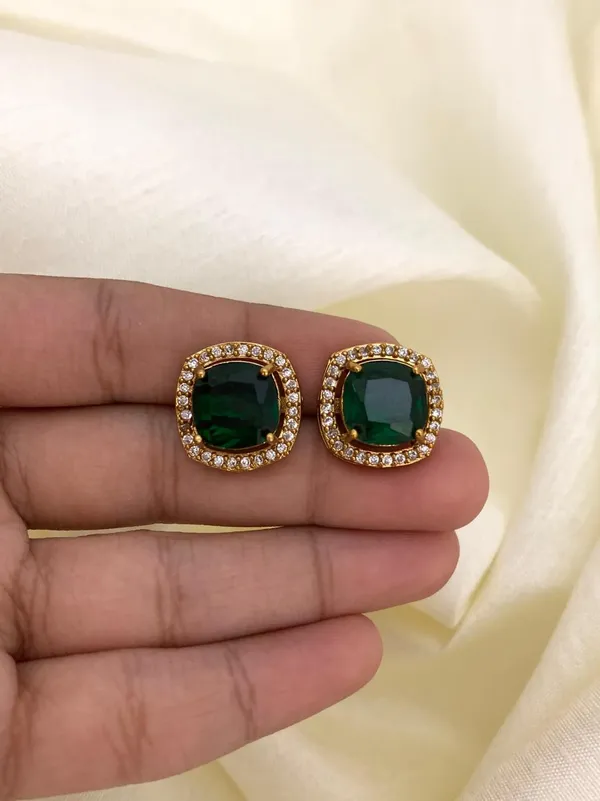Rosemary_Antique_stud