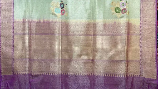Humairah_Pure_Handwoven_Sea_green_Katan_Tissue_Silk_Kadhwa_Tilfi_Mina_Zari_Boota_Saree_with_Contrast_Purple_Stripe_Blouse