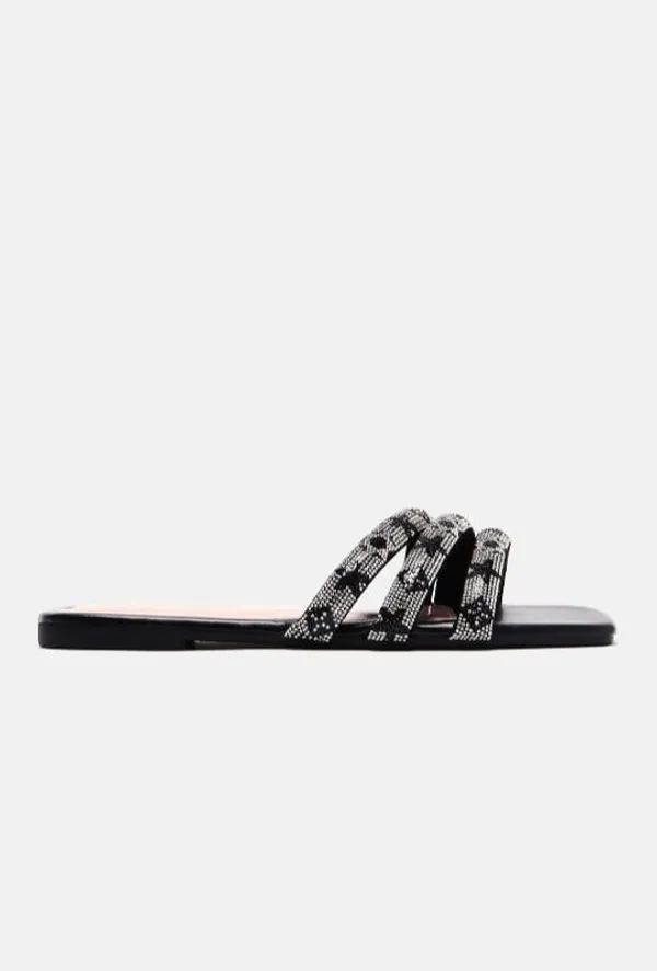 Black_Flat_Square_Toe_Sandals_For_Women