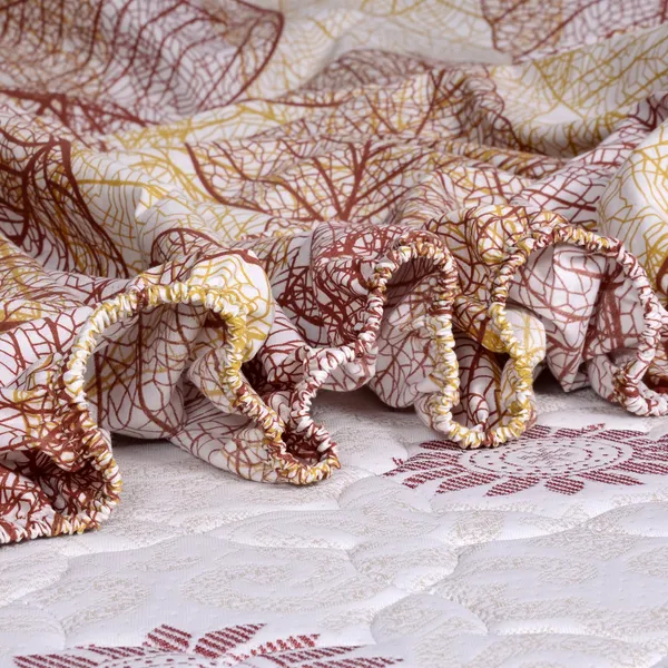 Cotton_Dry_Leaf_Bedsheet_For_Double_Bed_Elastic_Fitted_With_2_Pillow_Covers_(150_x_200_CM)_Sheepskin